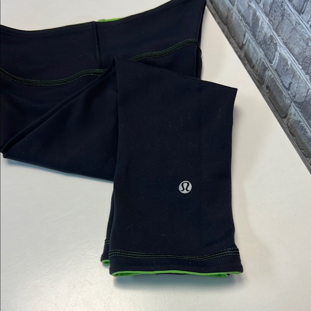 Woman's Lululemon Leggings - Picture 10 of 11